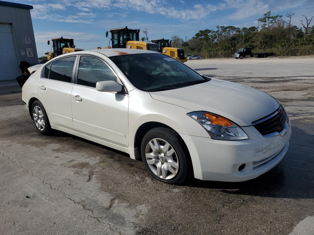 2009 Nissan Altima - Image 4