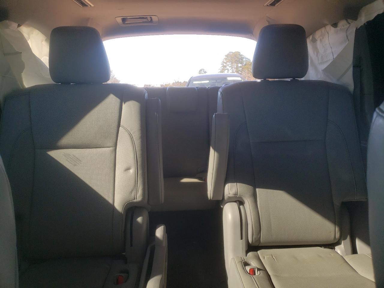 2019 Toyota Highlander - Image 10