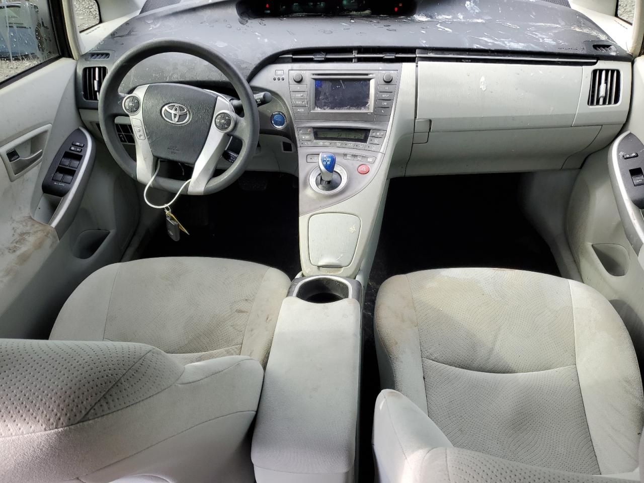 2015 Toyota Prius - Image 8