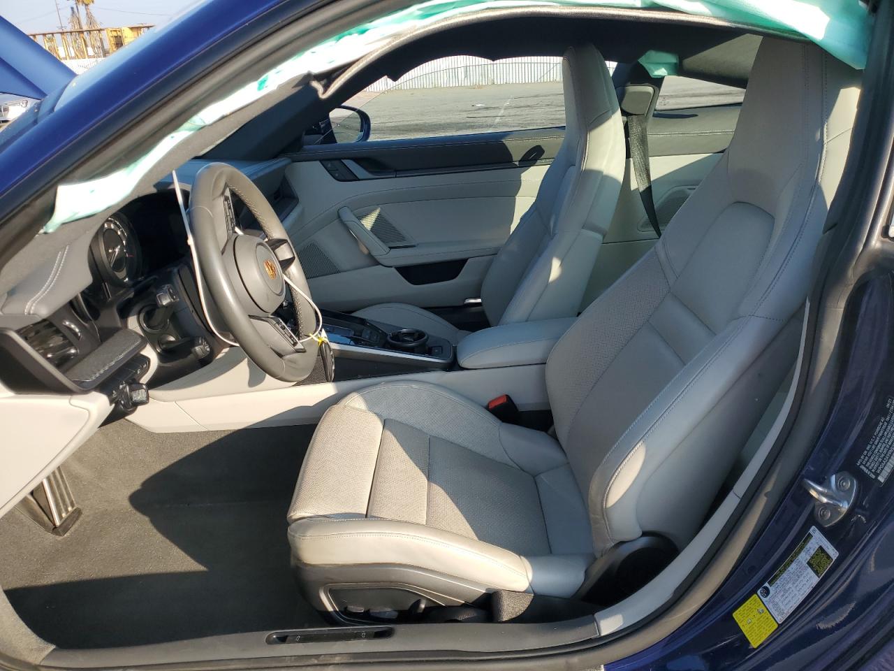 2022 Porsche 911 - Image 7