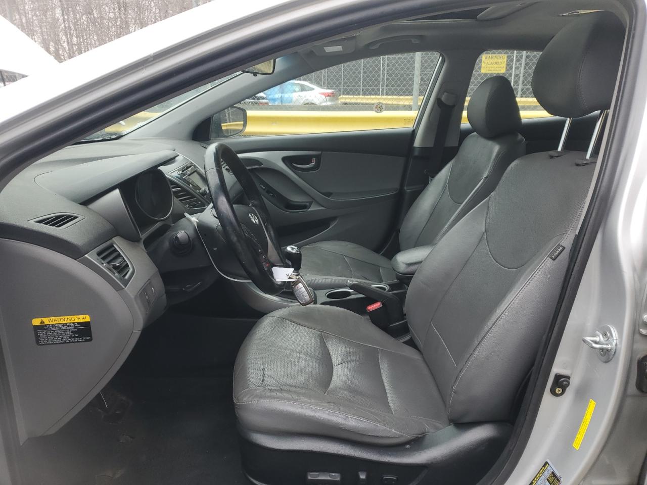 2015 Hyundai Elantra - Image 7