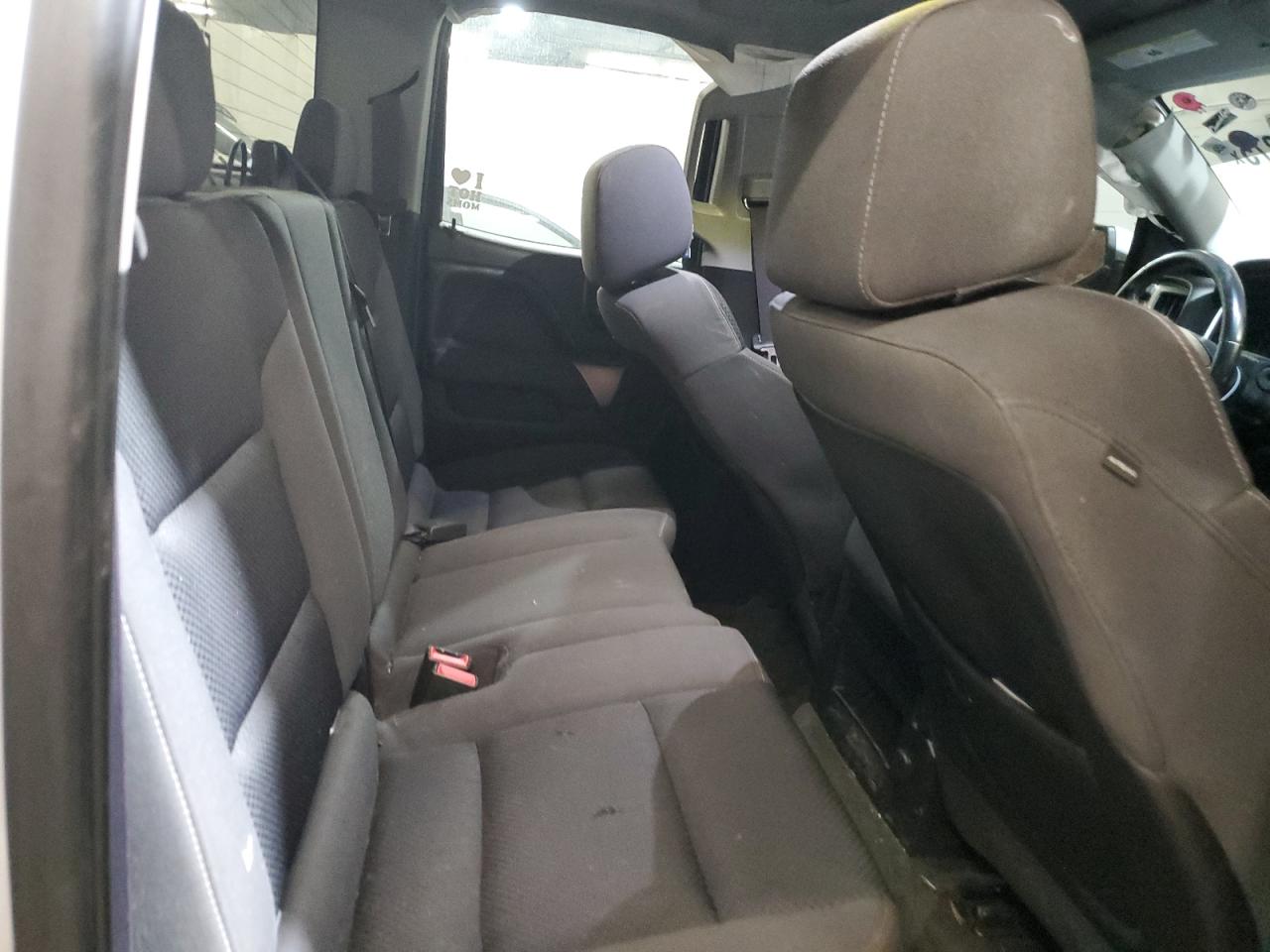 2015 Chevrolet Silverado - Image 10