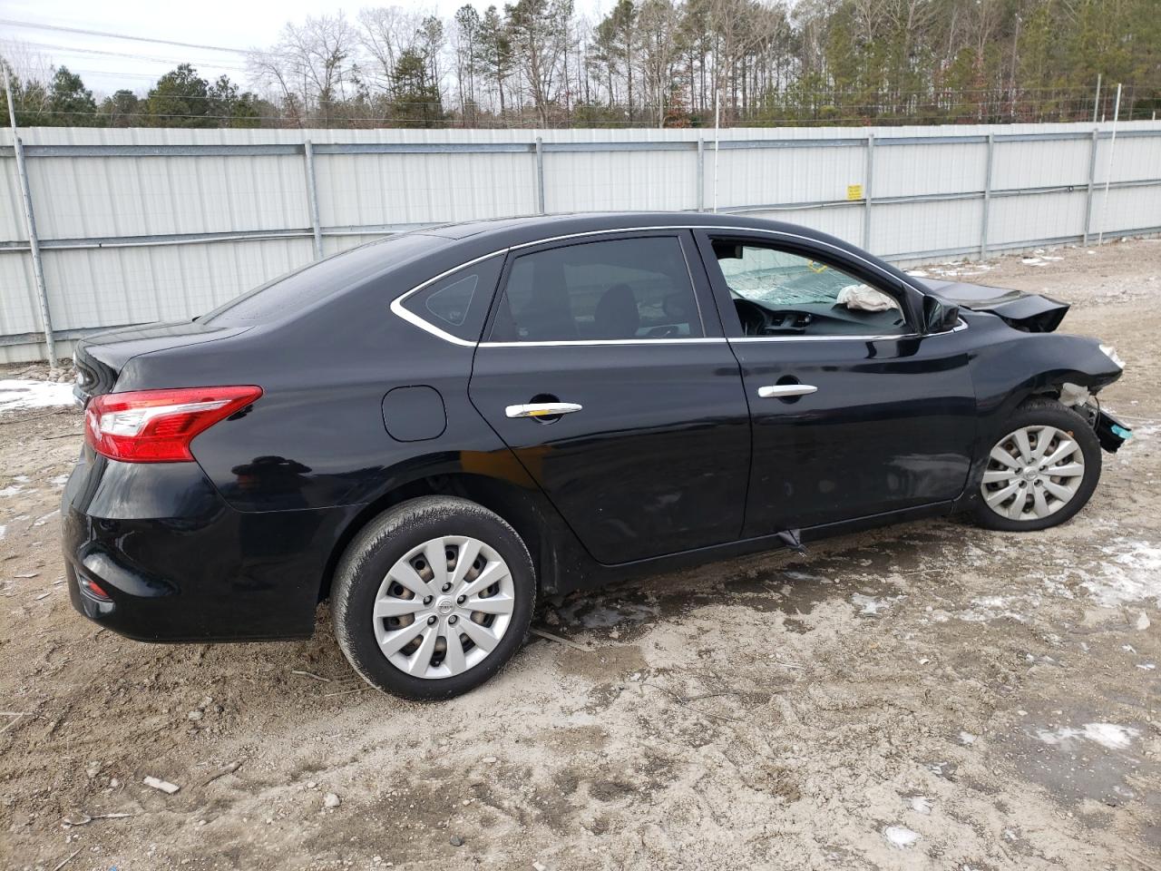 2019 Nissan Sentra - Image 3