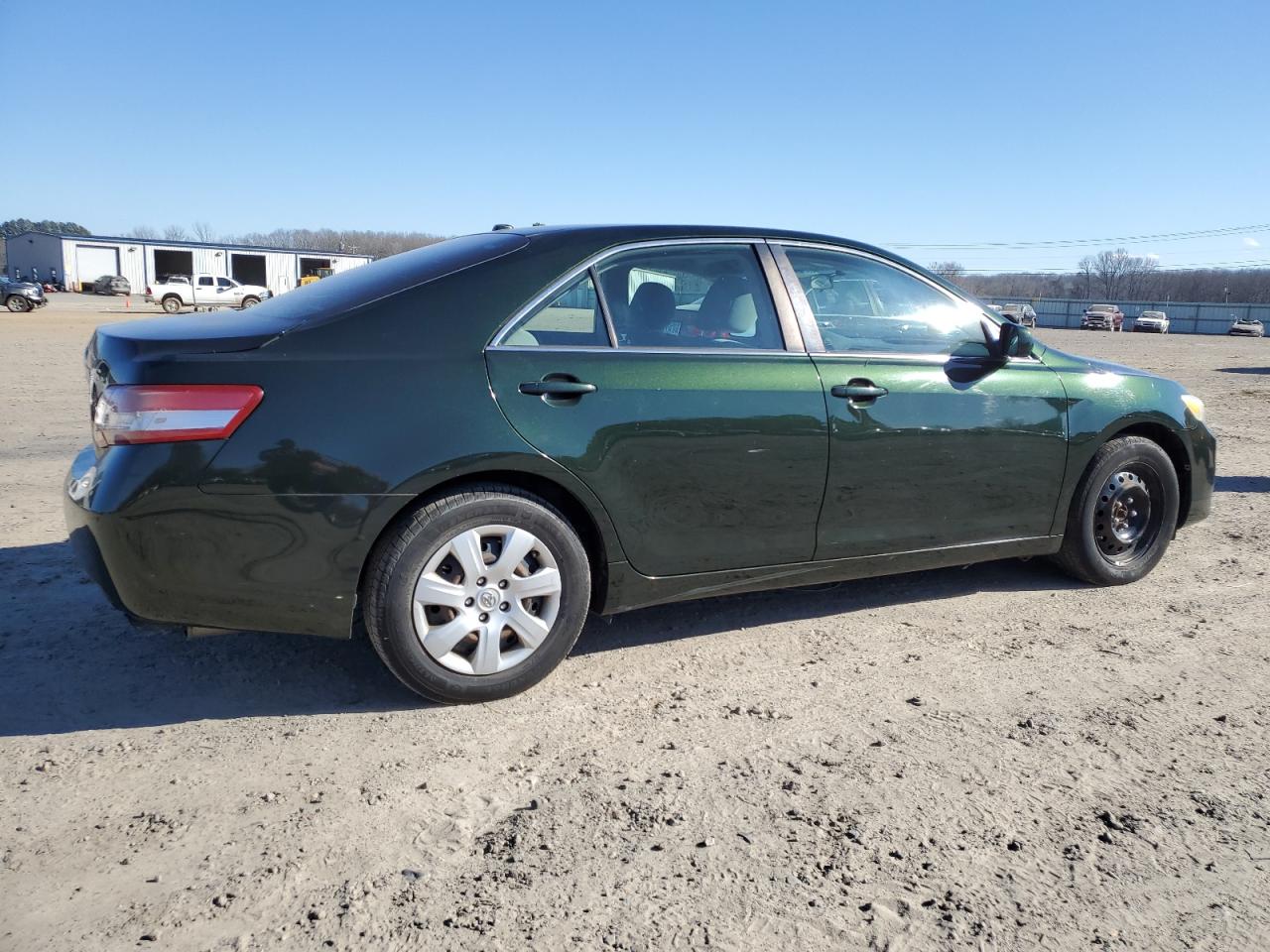 2010 Toyota Camry - Image 3