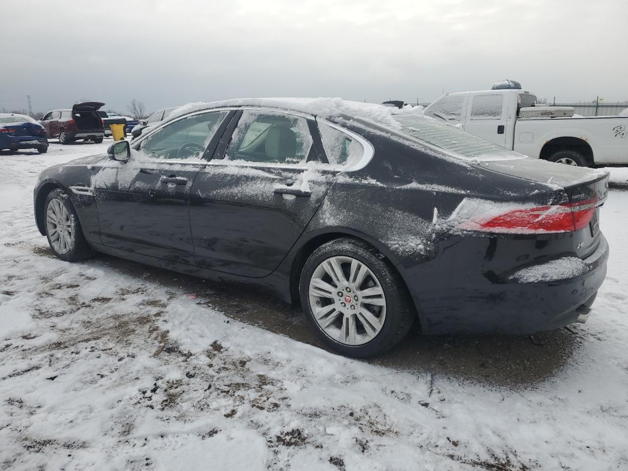 2016 Jaguar XF - Image 2