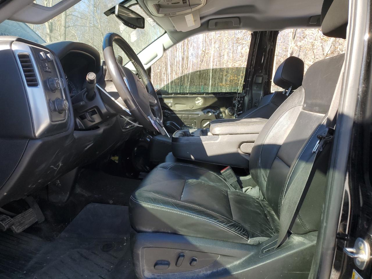 2017 Chevrolet Silverado - Image 7