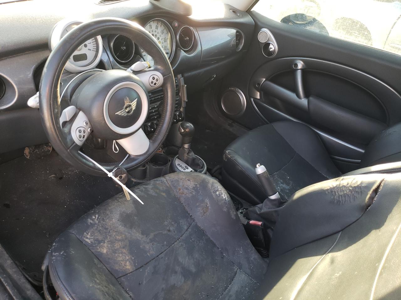 2006 MINI Cooper - Image 8