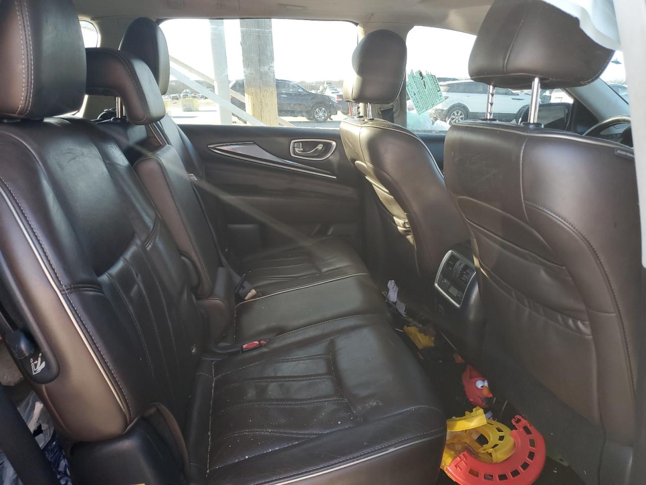 2016 Infiniti QX60 - Image 11