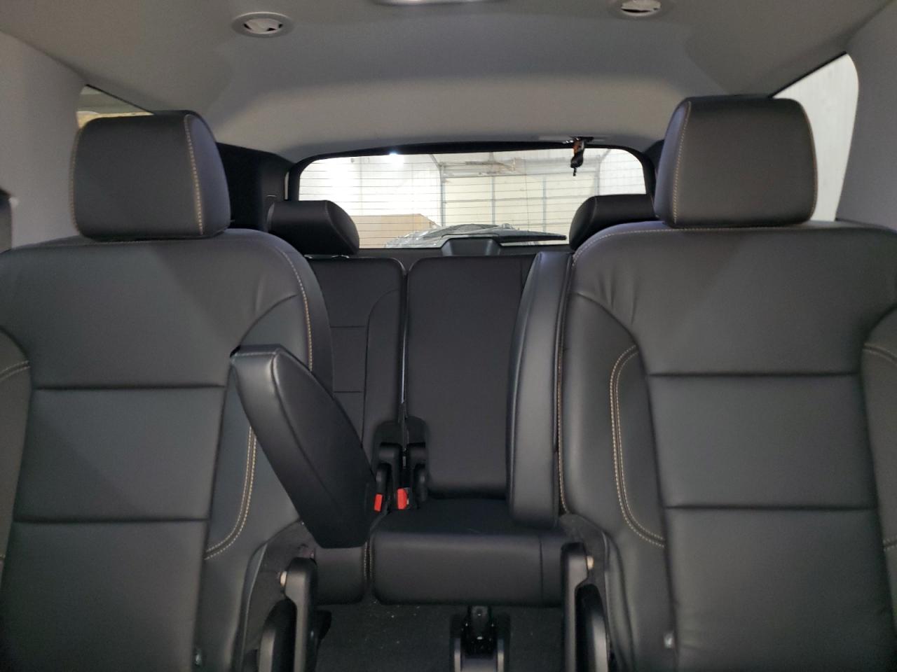 2019 Chevrolet Traverse - Image 10
