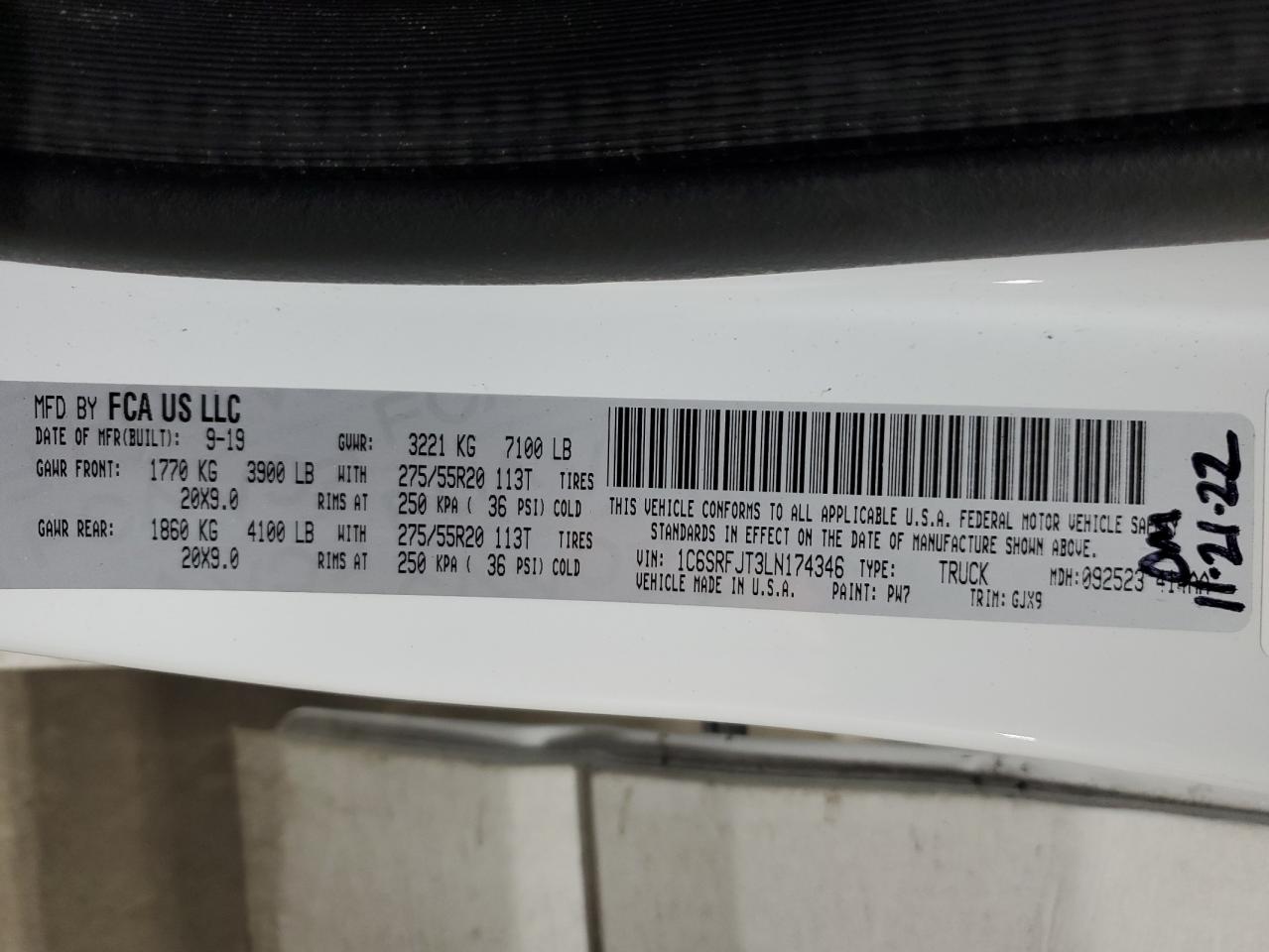 2020 RAM 1500 - Image 15