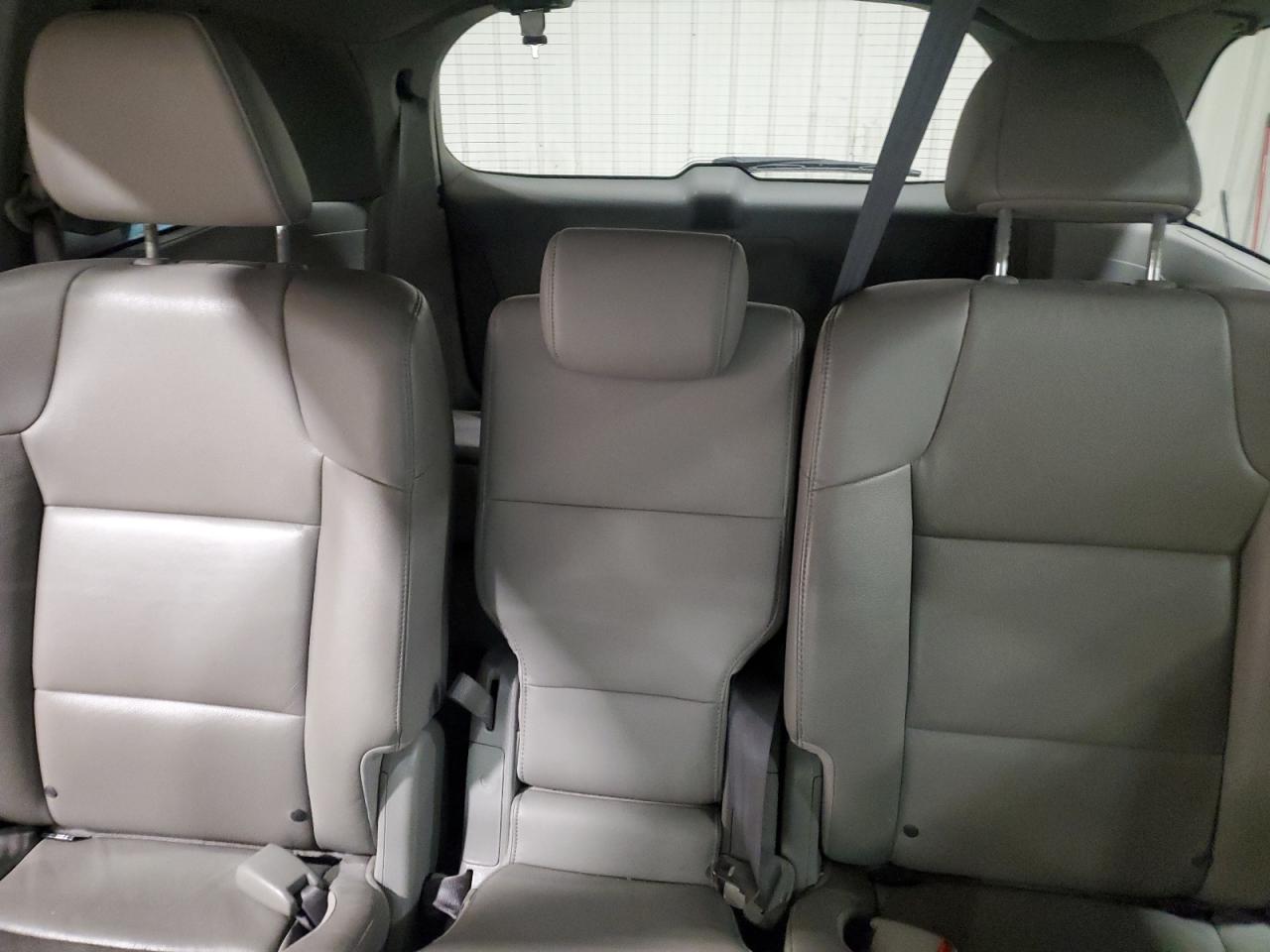2016 Honda Odyssey - Image 10