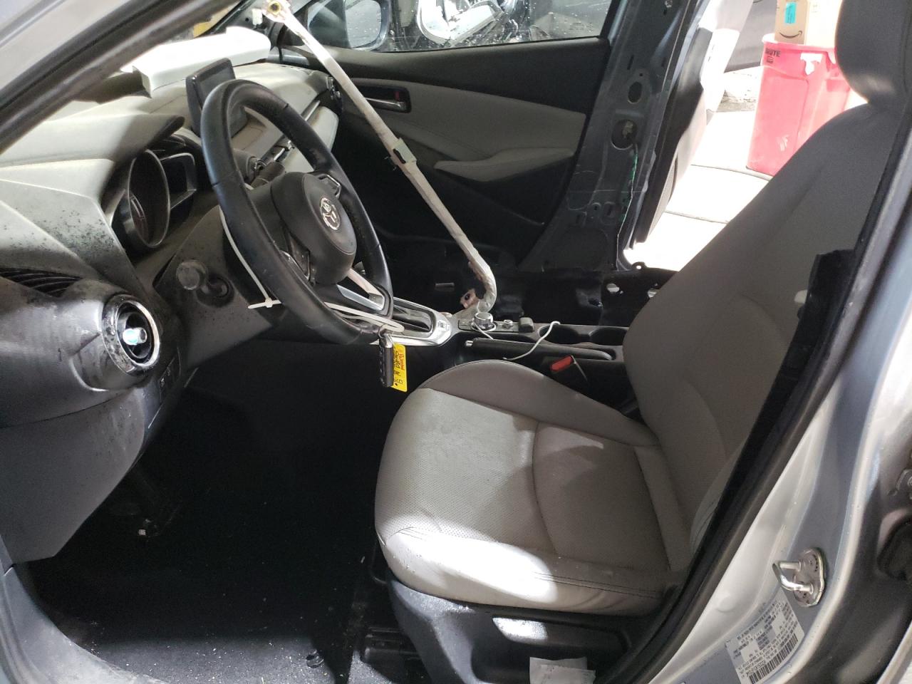 2019 Toyota Yaris - Image 7