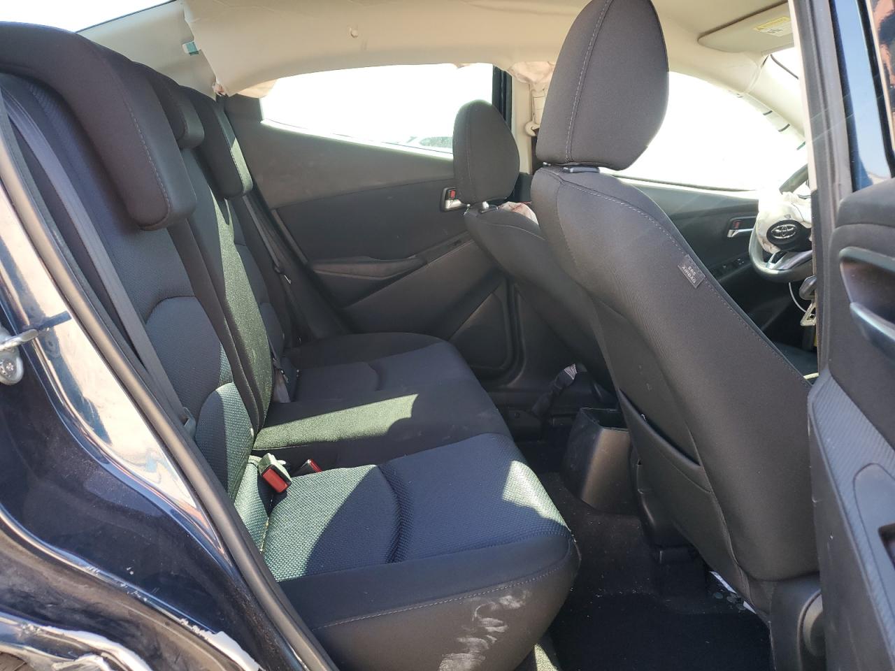 2018 Toyota Yaris - Image 10