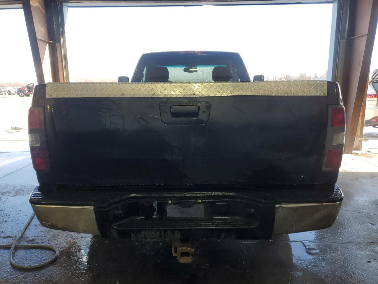 2009 Chevrolet Silverado - Image 6