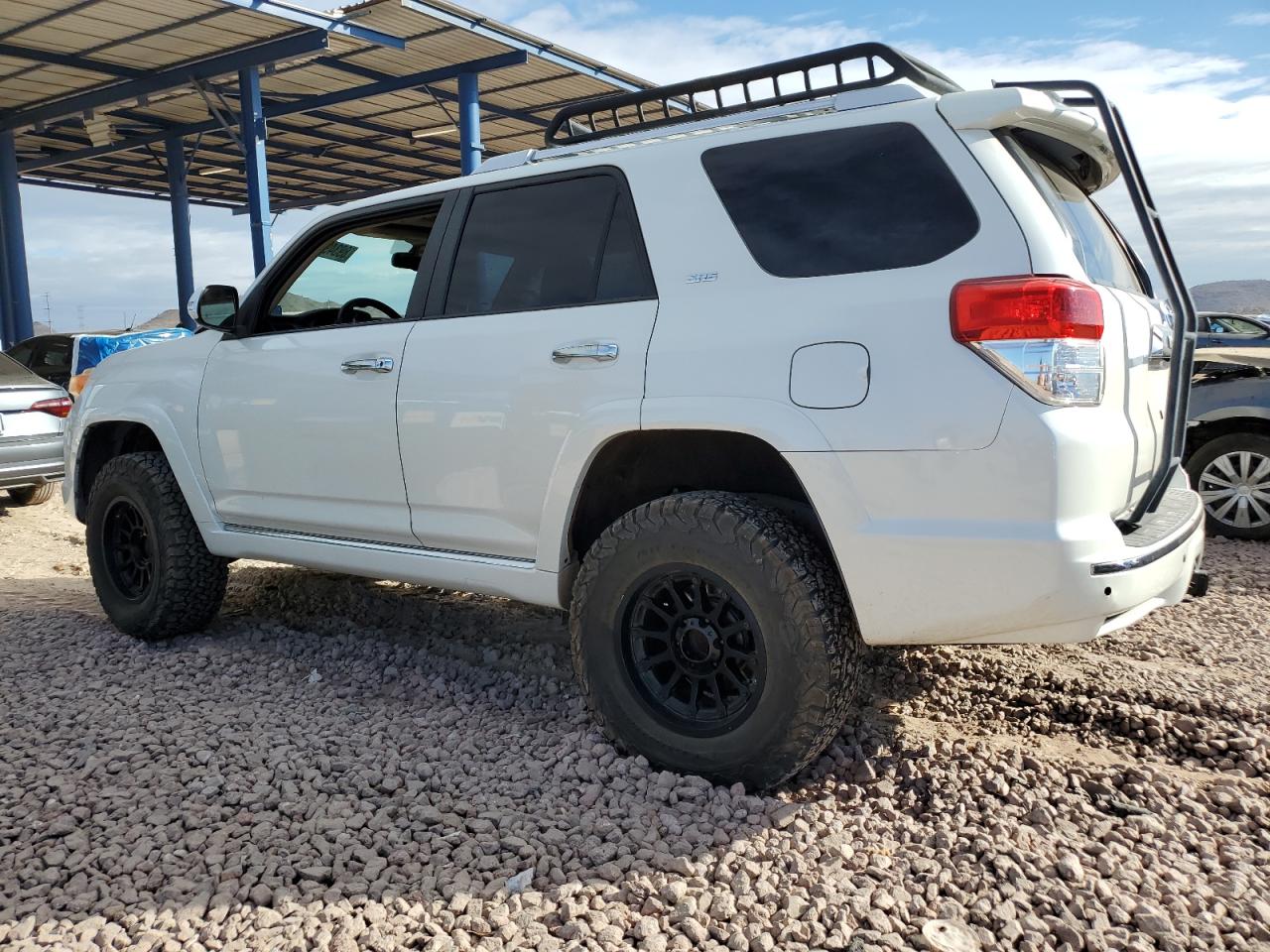 2010 Toyota 4Runner - Image 2