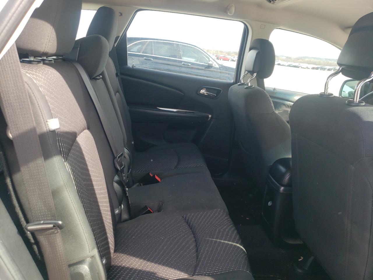 2015 Dodge Journey - Image 11