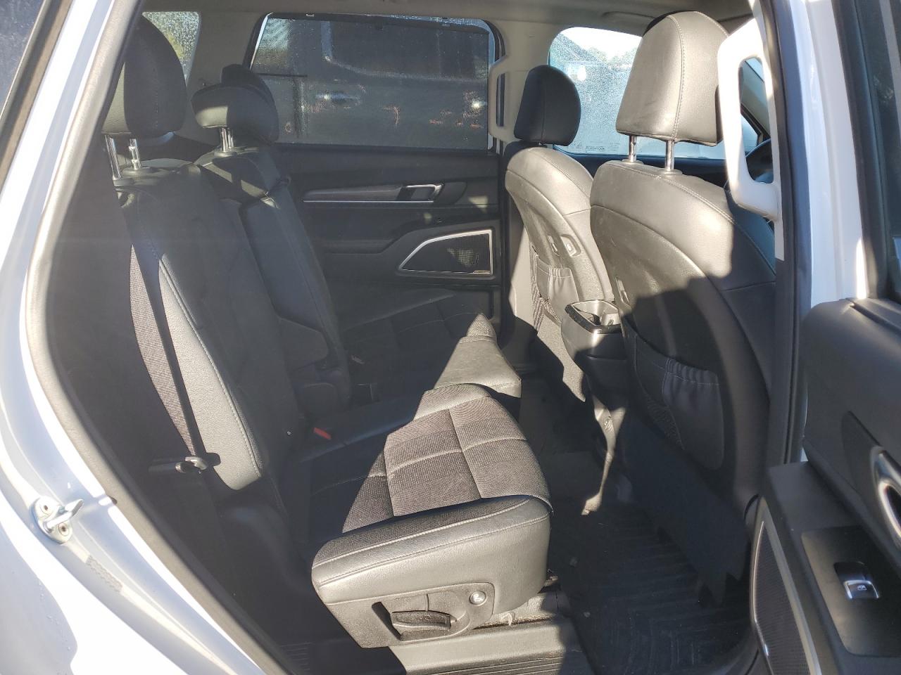 2020 Kia Telluride - Image 11