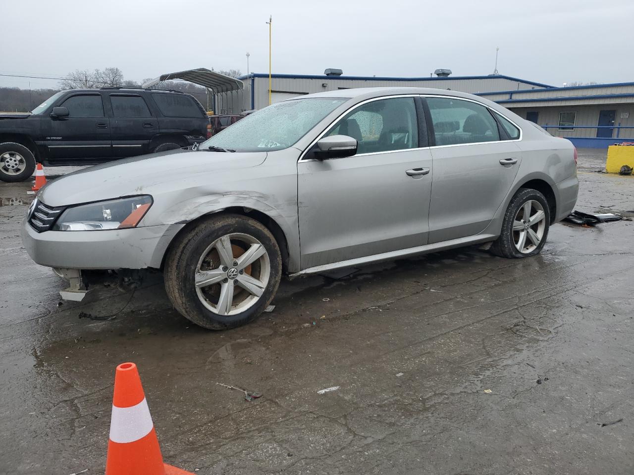 2014 Volkswagen Passat - Image 1