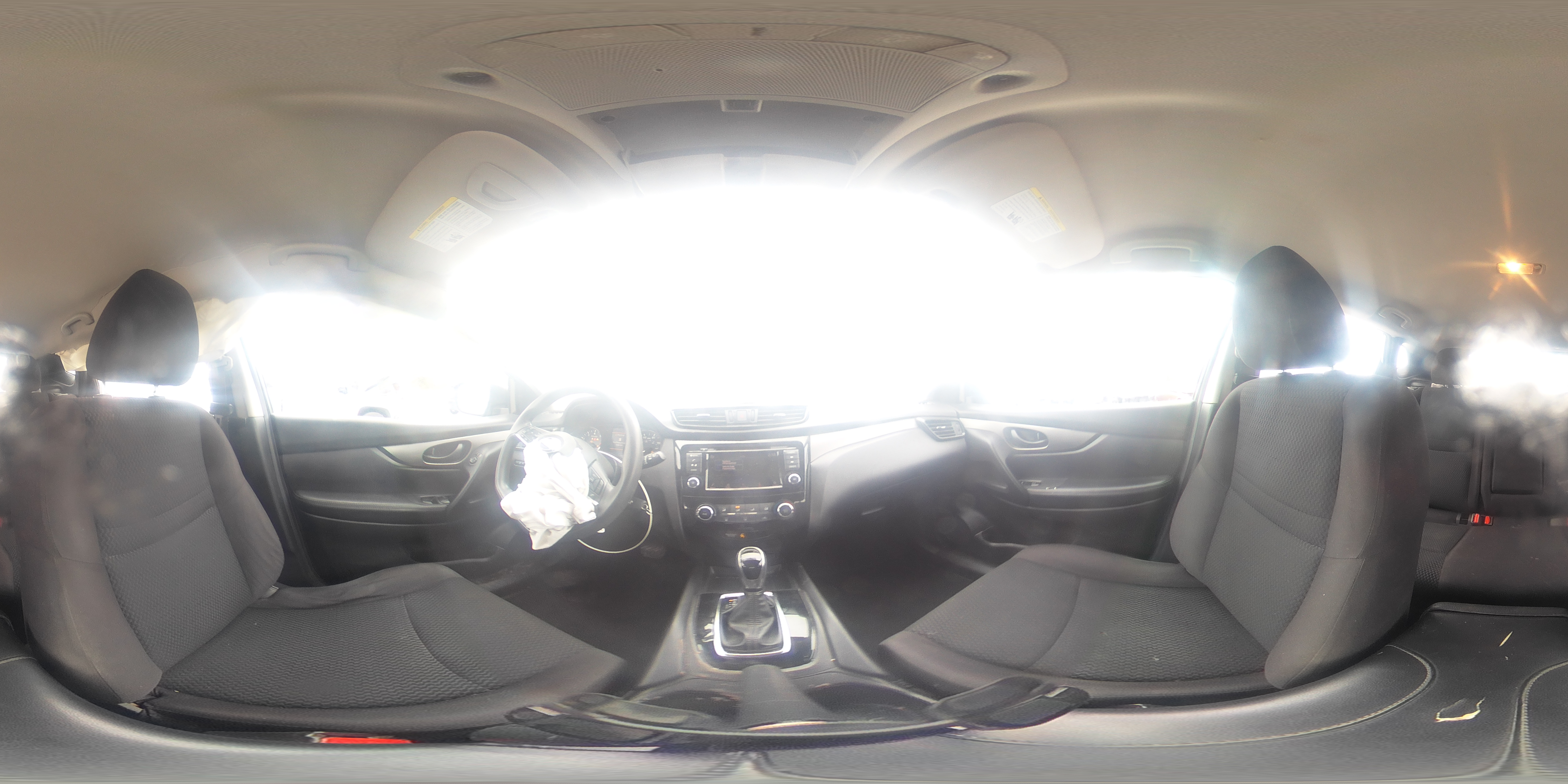 2019 Nissan Rogue - Image 13
