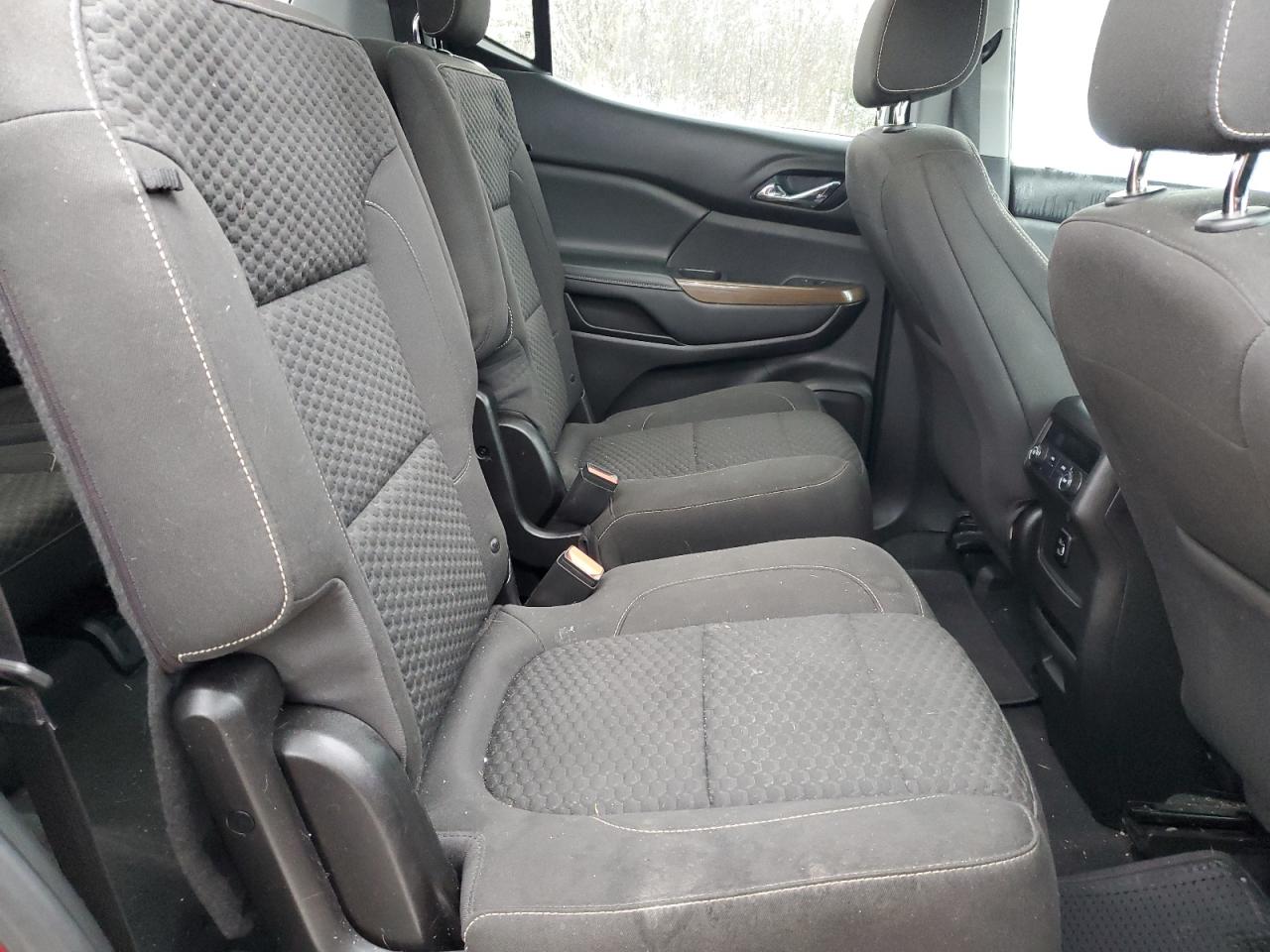 2018 GMC Acadia - Image 11