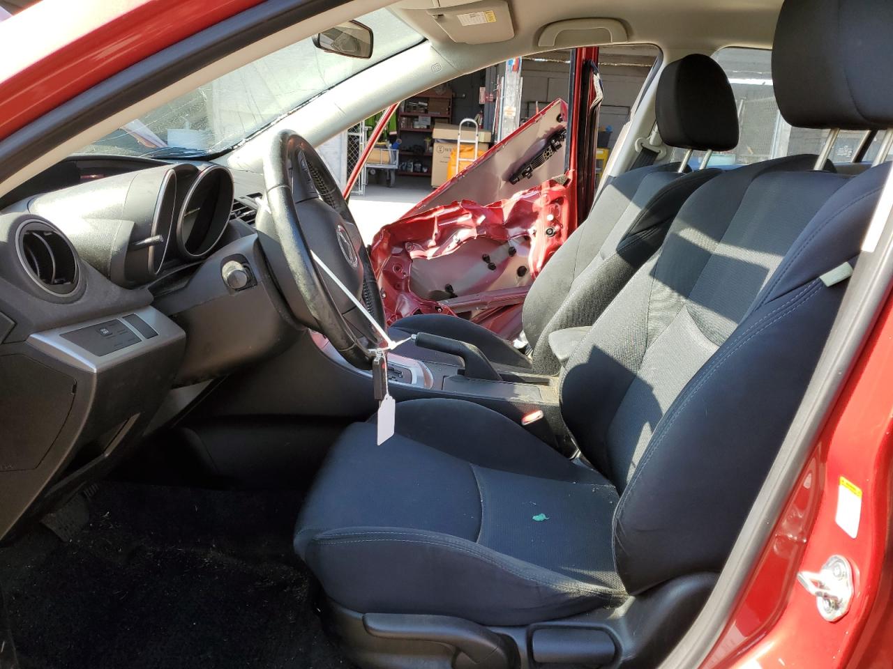 2010 Mazda 3 - Image 7