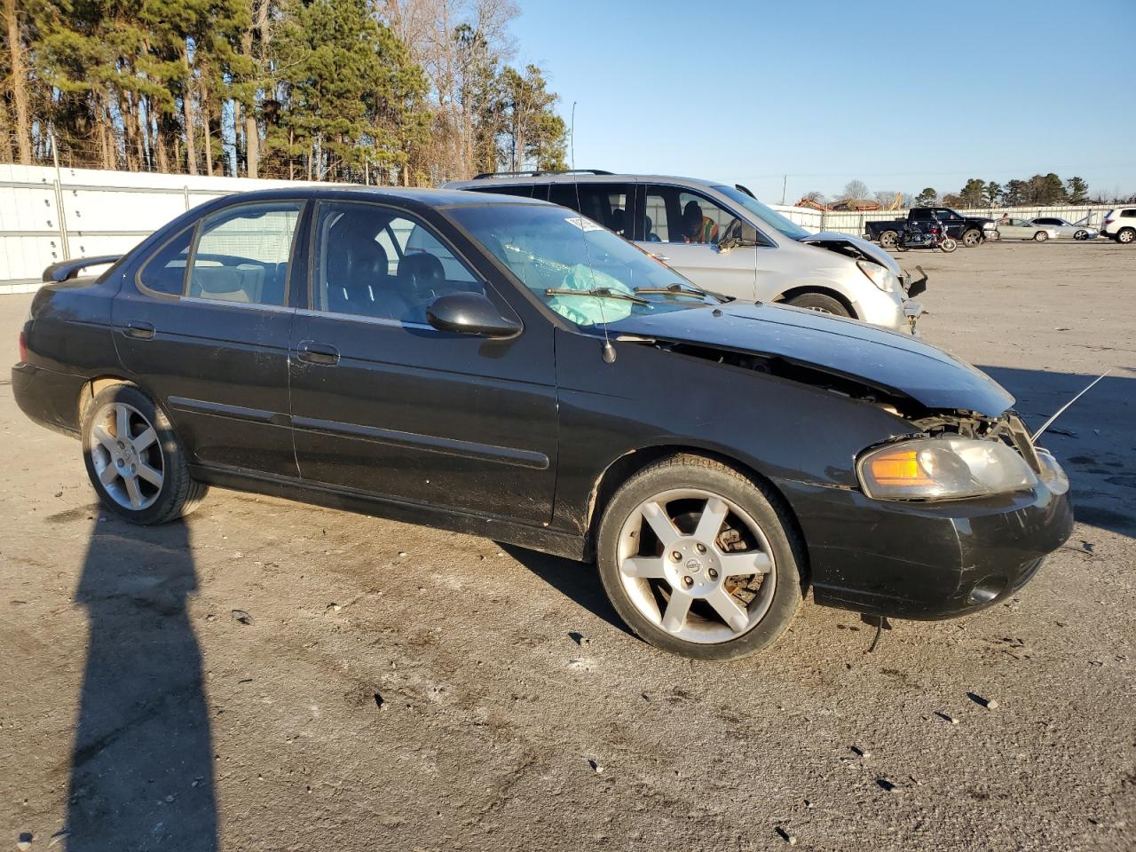 2004 Nissan Sentra - Image 4