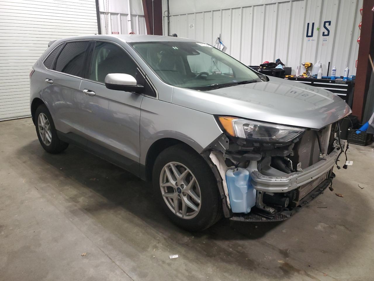 2022 Ford Edge - Image 4