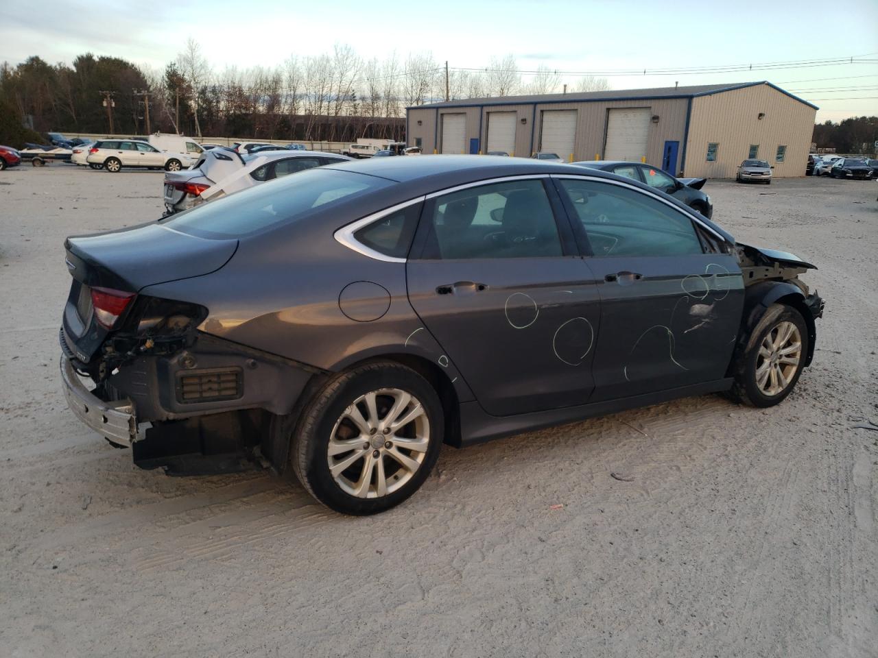 2015 Chrysler 200 - Image 3