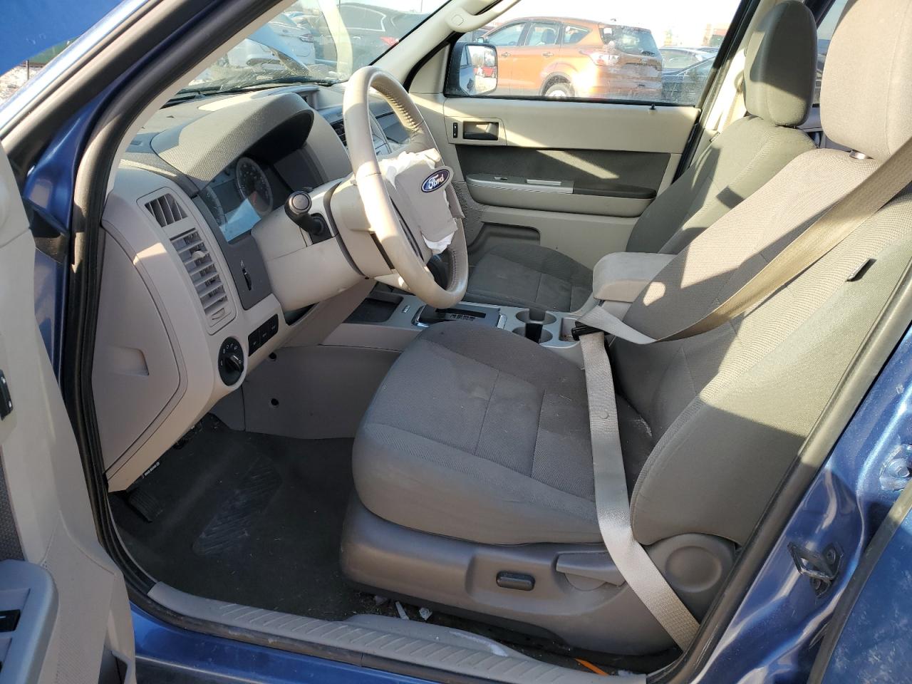 2010 Ford Escape - Image 7