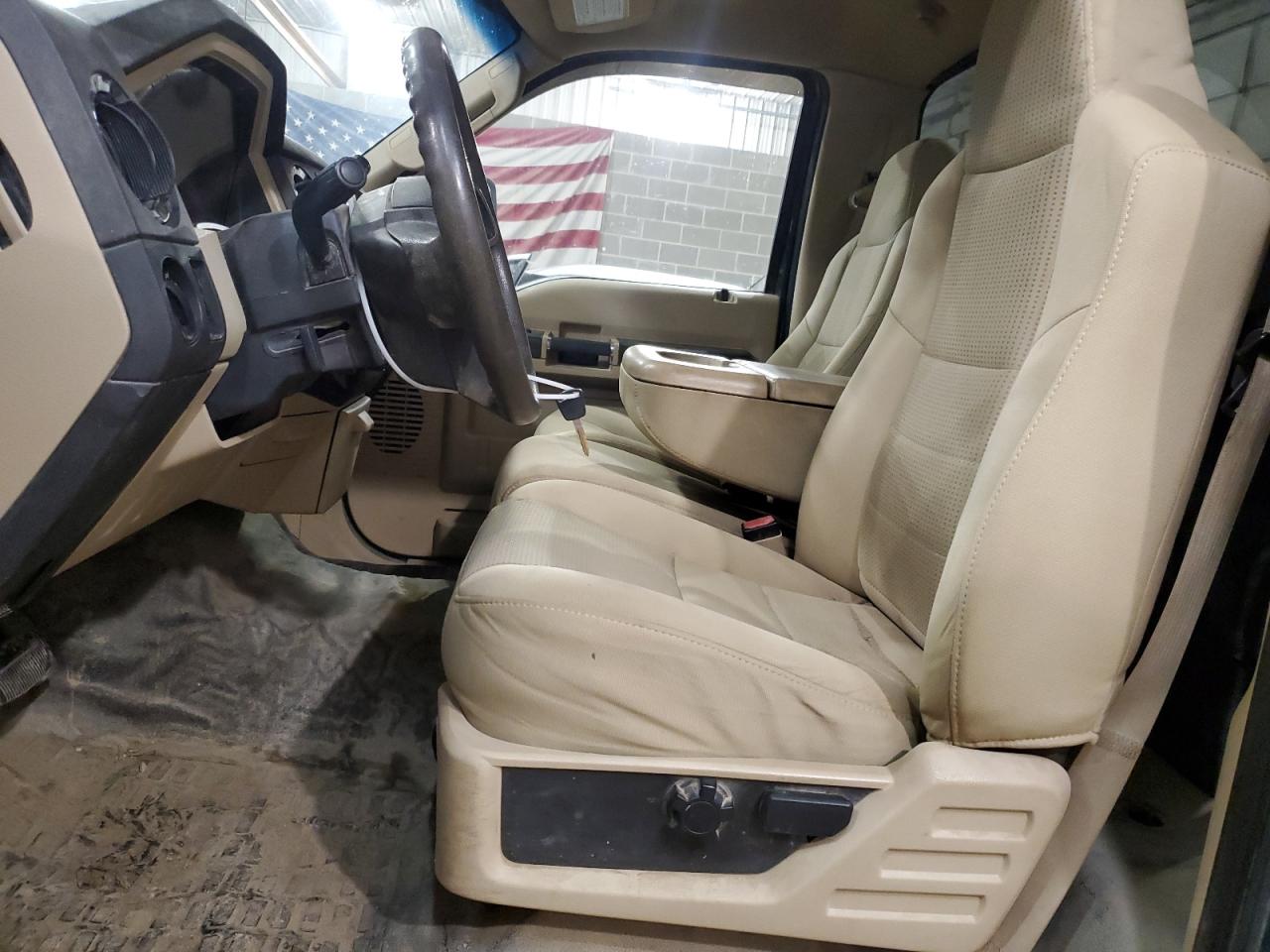 2008 Ford F350 - Image 7