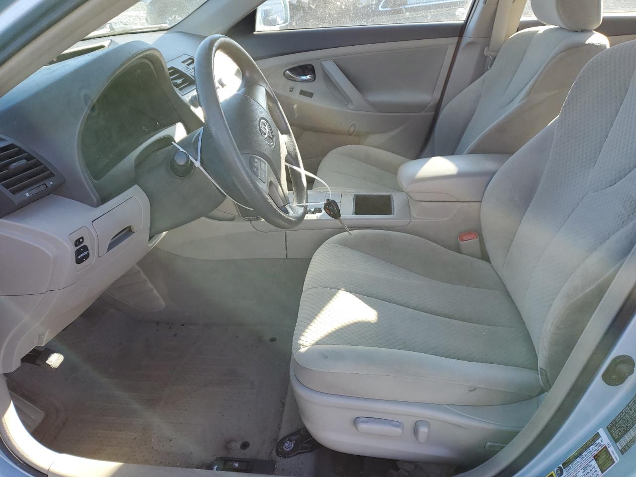 2009 Toyota Camry - Image 7
