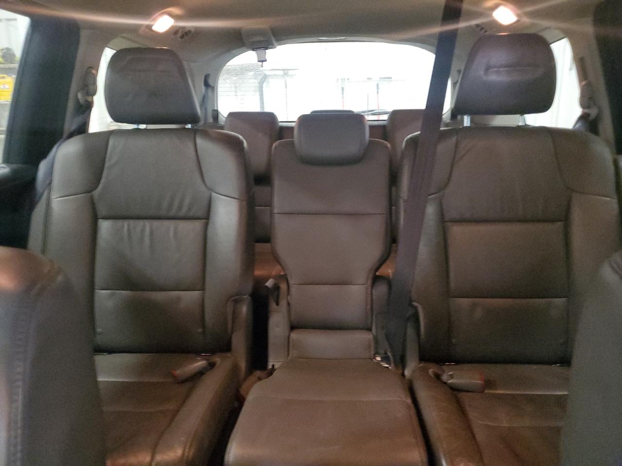 2012 Honda Odyssey - Image 10