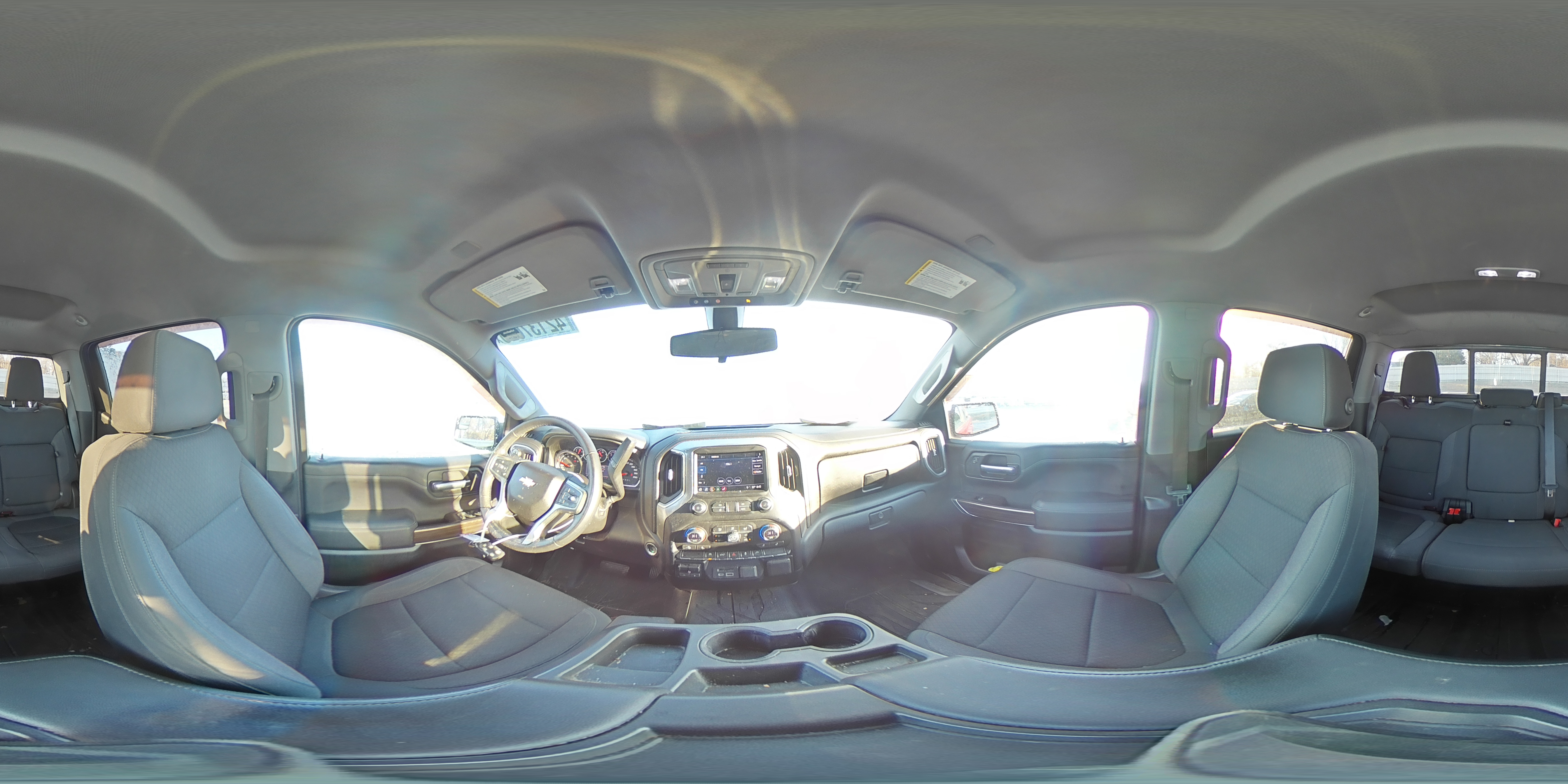 2019 Chevrolet Silverado - Image 13