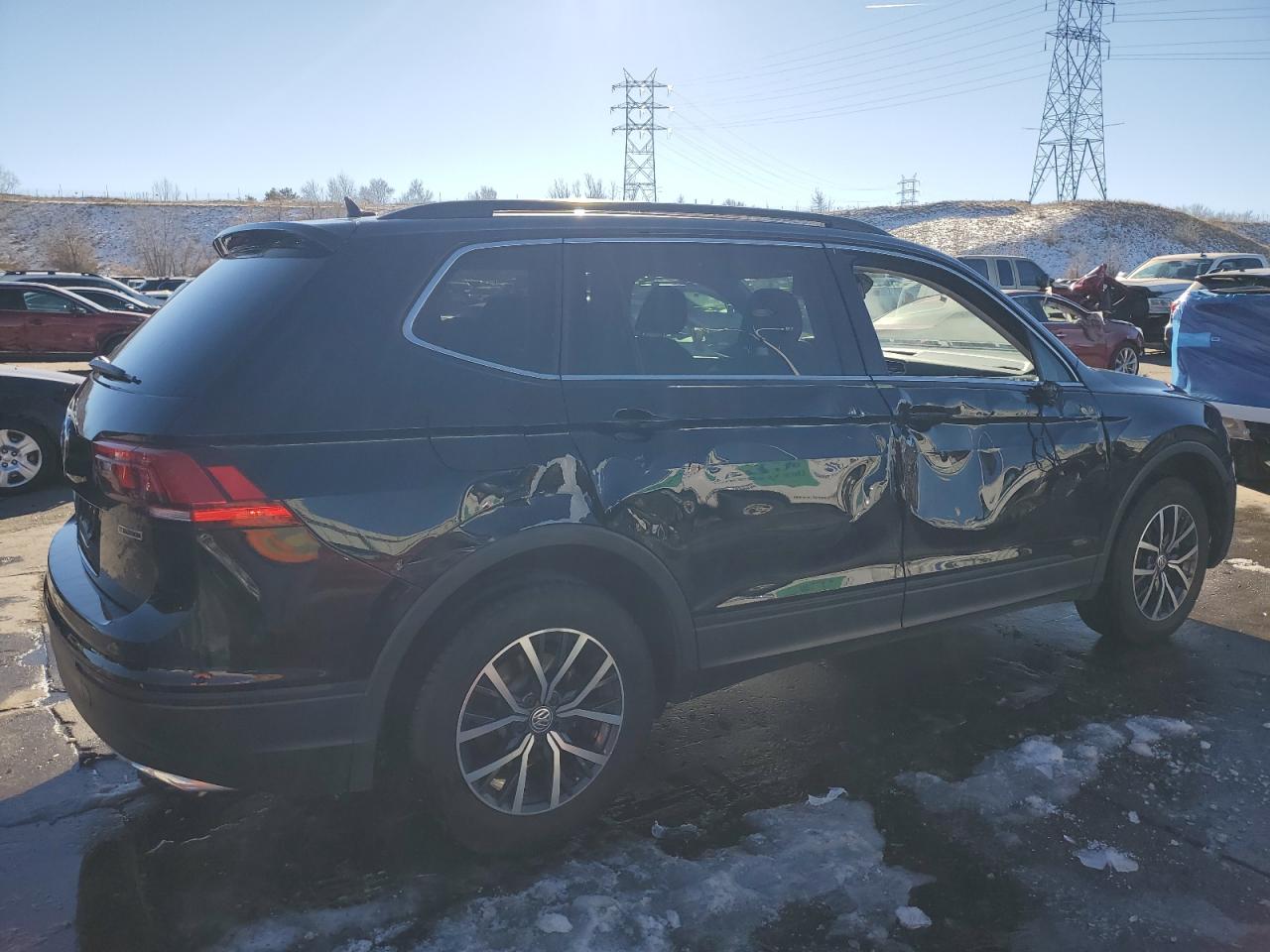2019 Volkswagen Tiguan - Image 3