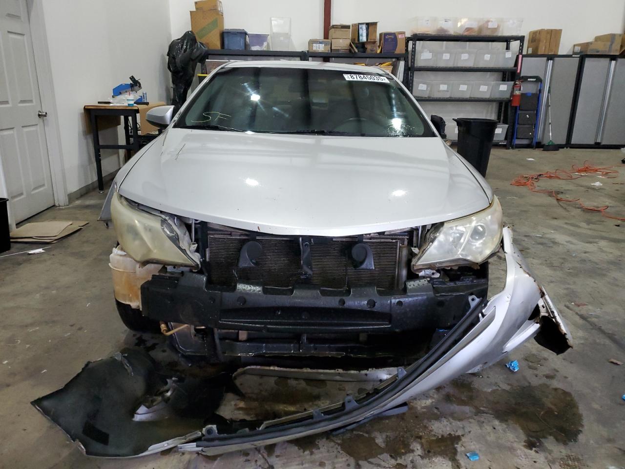 2014 Toyota Camry - Image 5