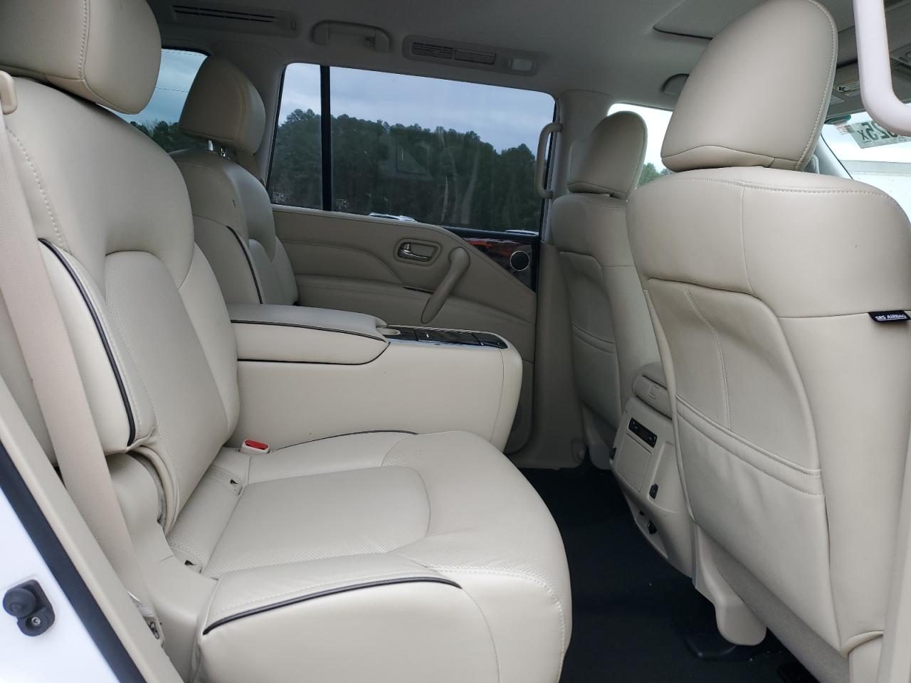 2021 Infiniti QX80 - Image 12