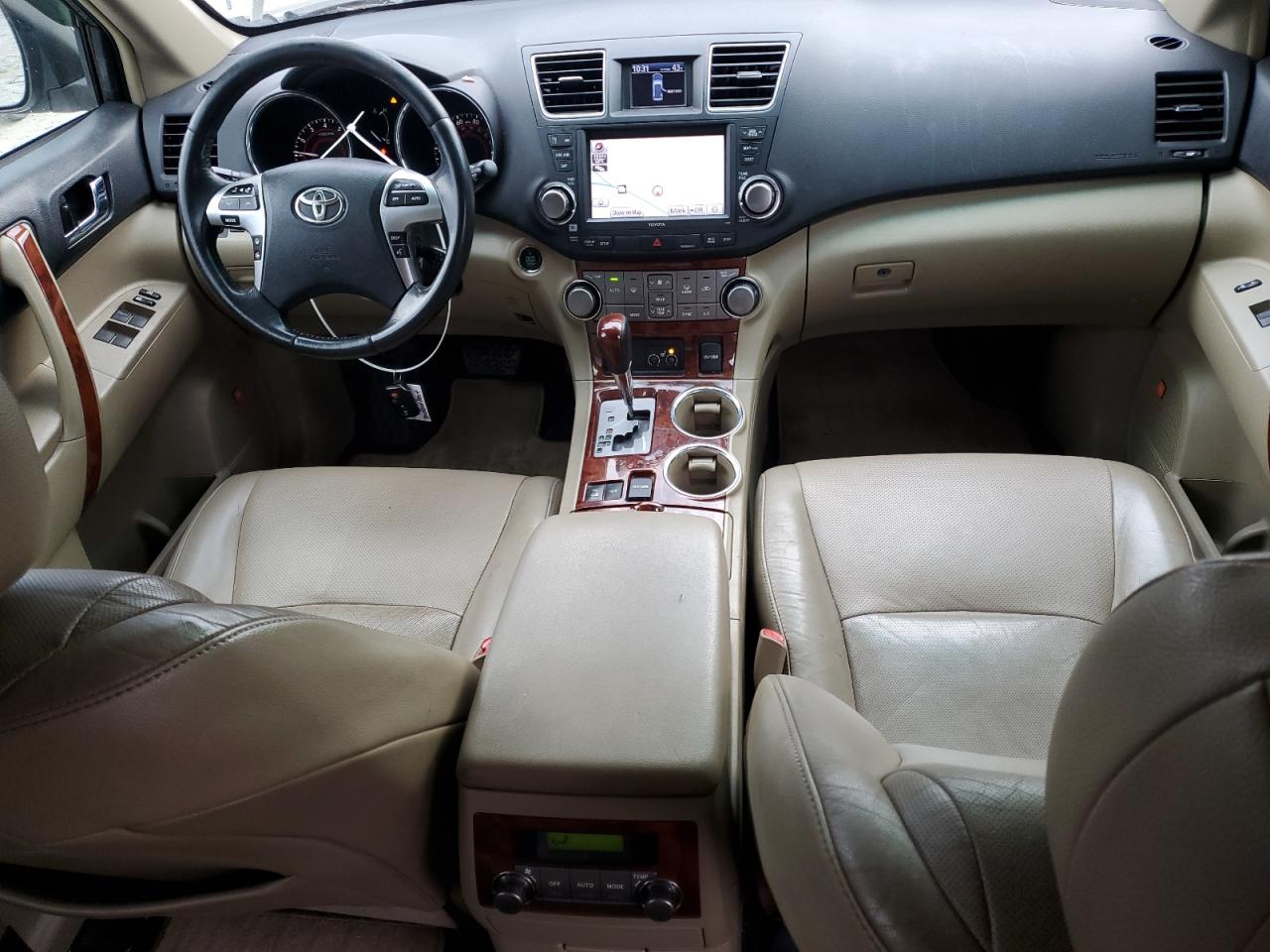 2011 Toyota Highlander - Image 8