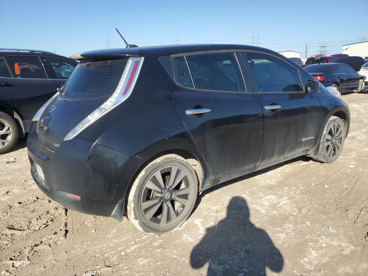 2015 Nissan Leaf - Image 3