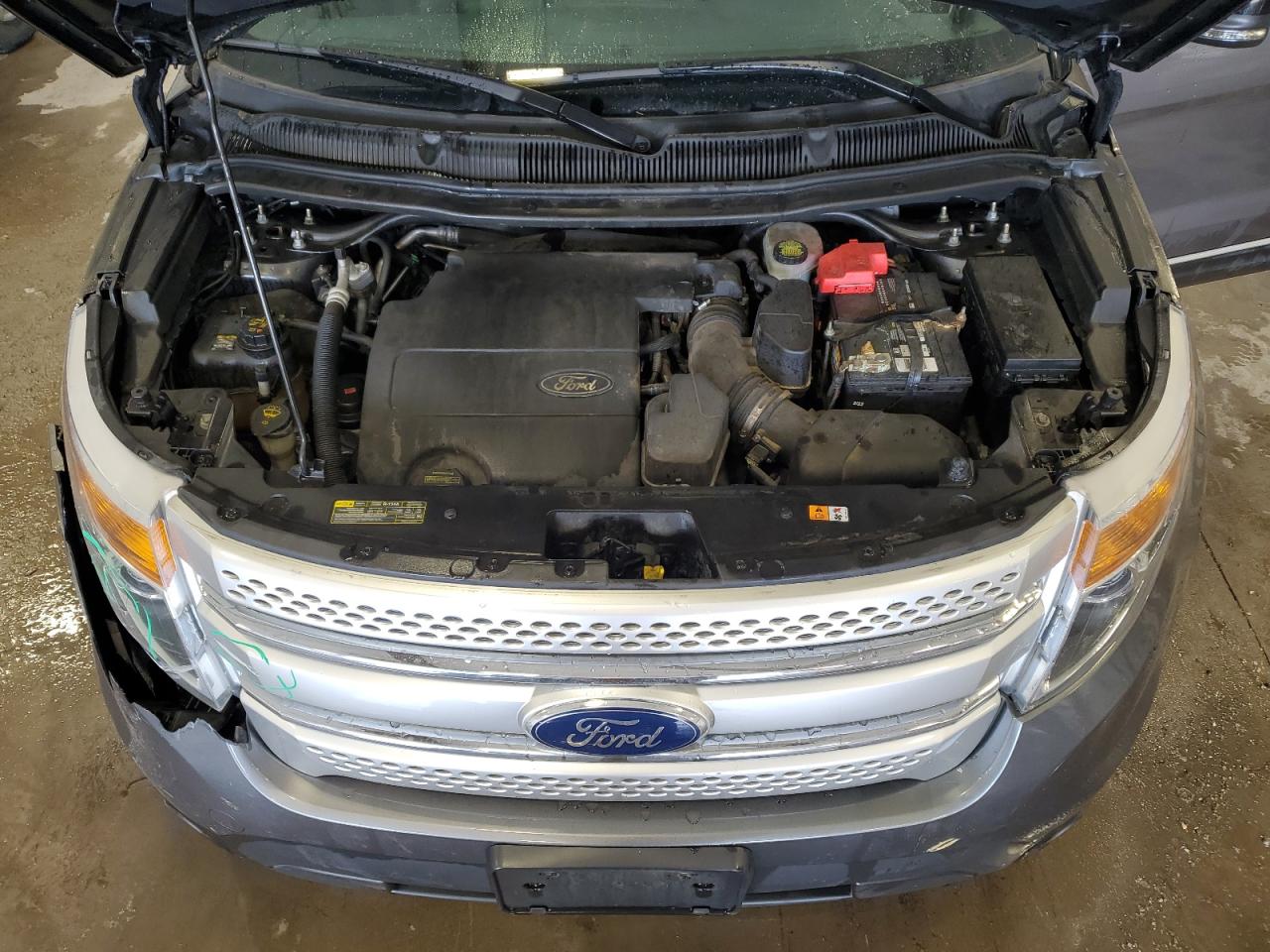2012 Ford Explorer - Image 12