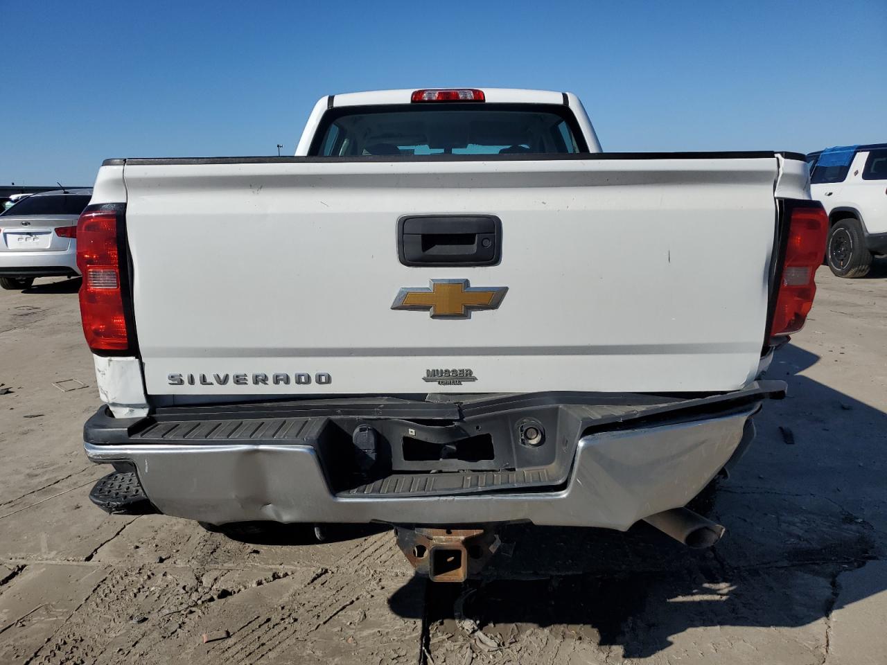 2016 Chevrolet Silverado - Image 6