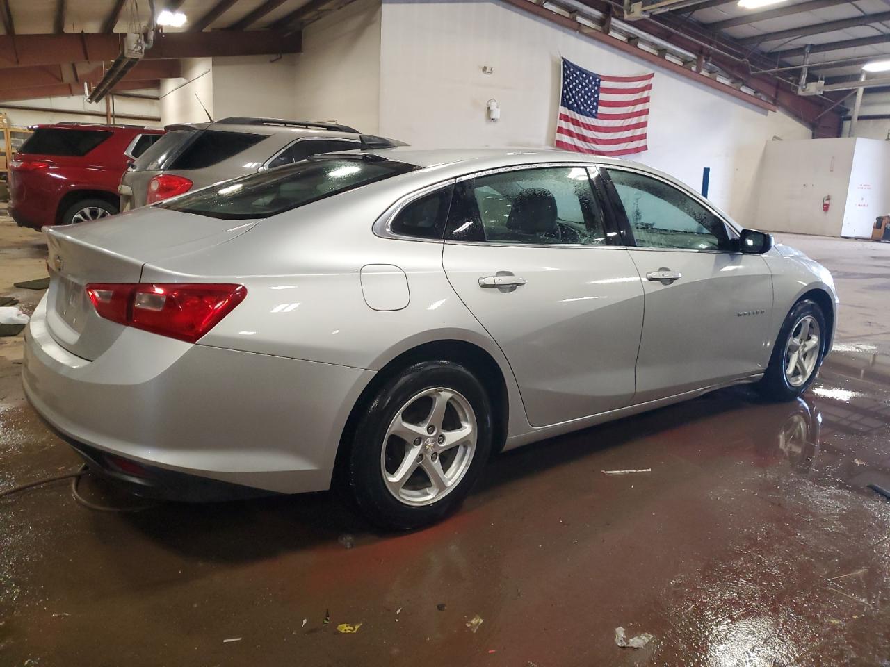 2018 Chevrolet Malibu - Image 3