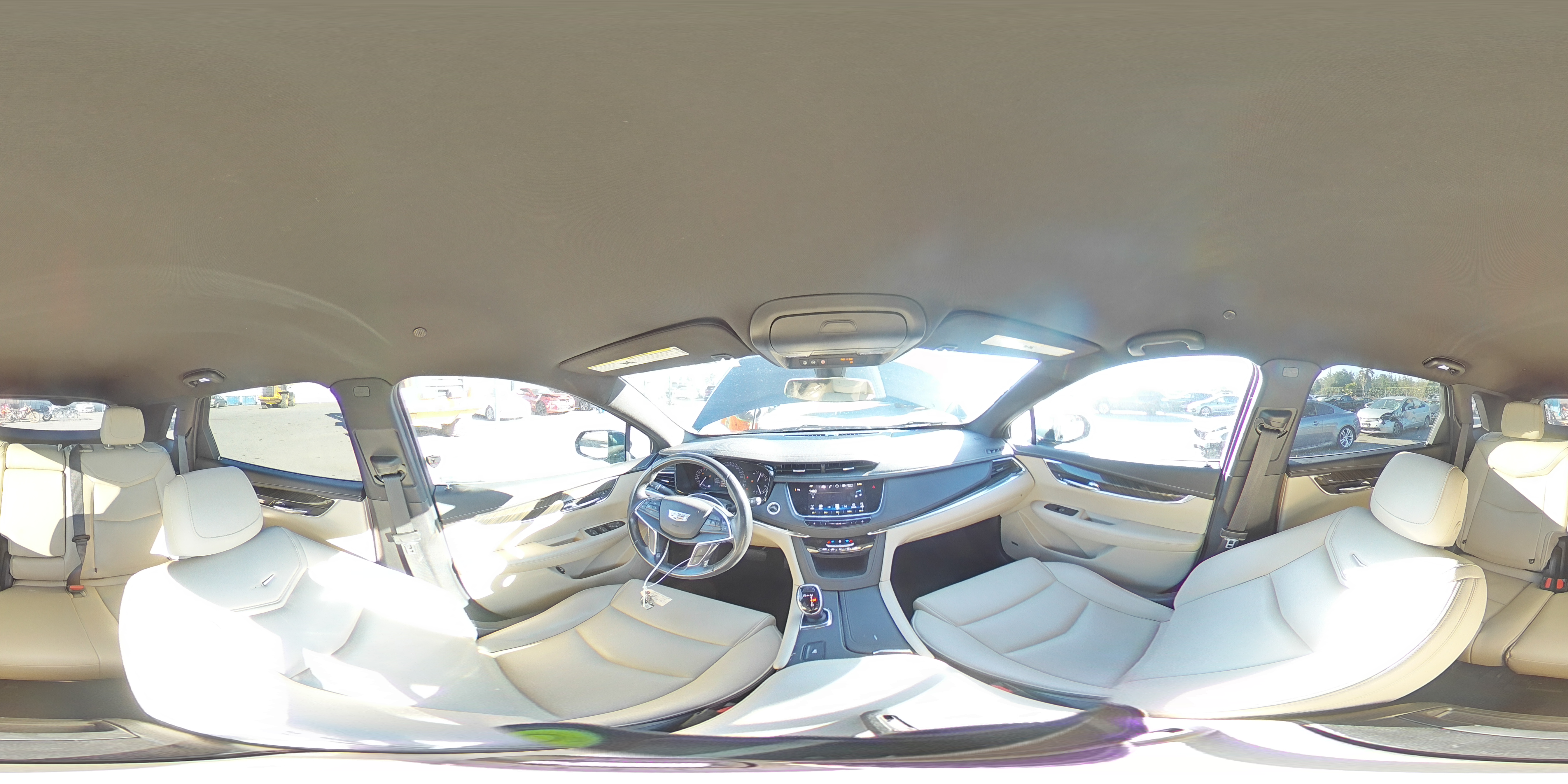 2019 Cadillac XT5 - Image 13