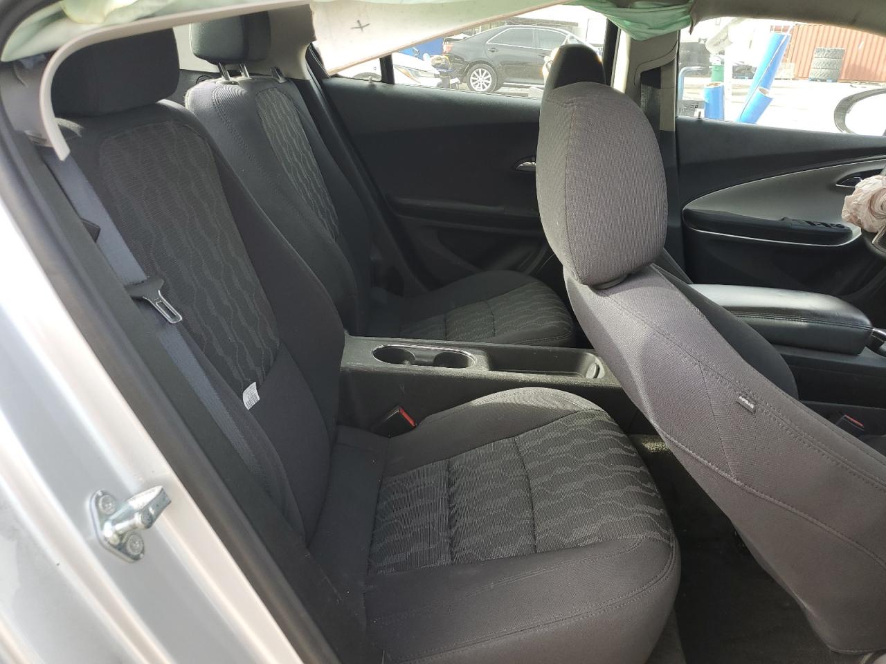 2012 Chevrolet Volt - Image 11