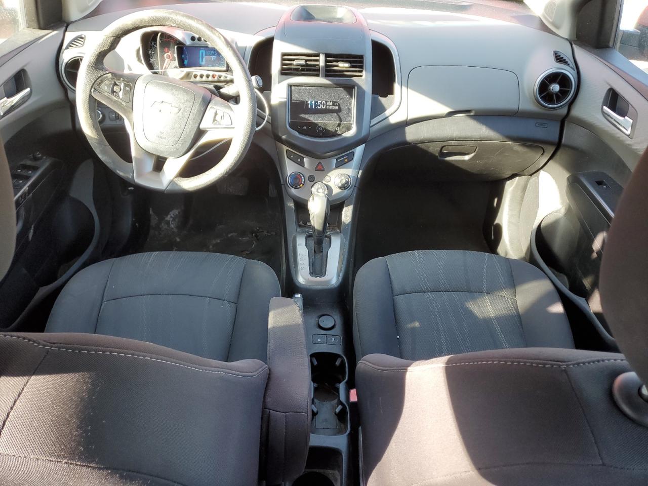 2013 Chevrolet Sonic - Image 8