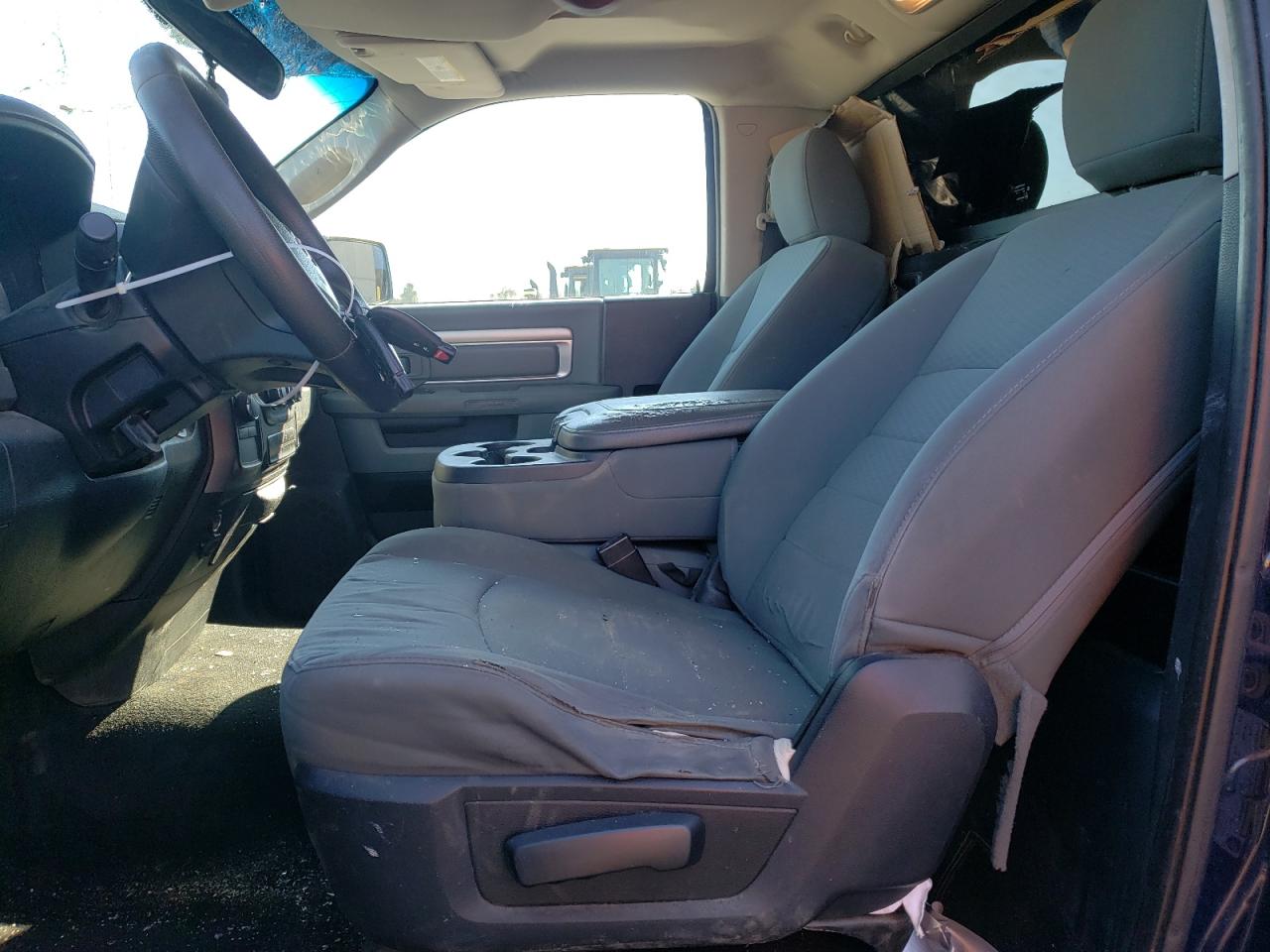 2013 Ram 1500 St VIN: 3C6JR7DTXDG552914 Lot: 43086404