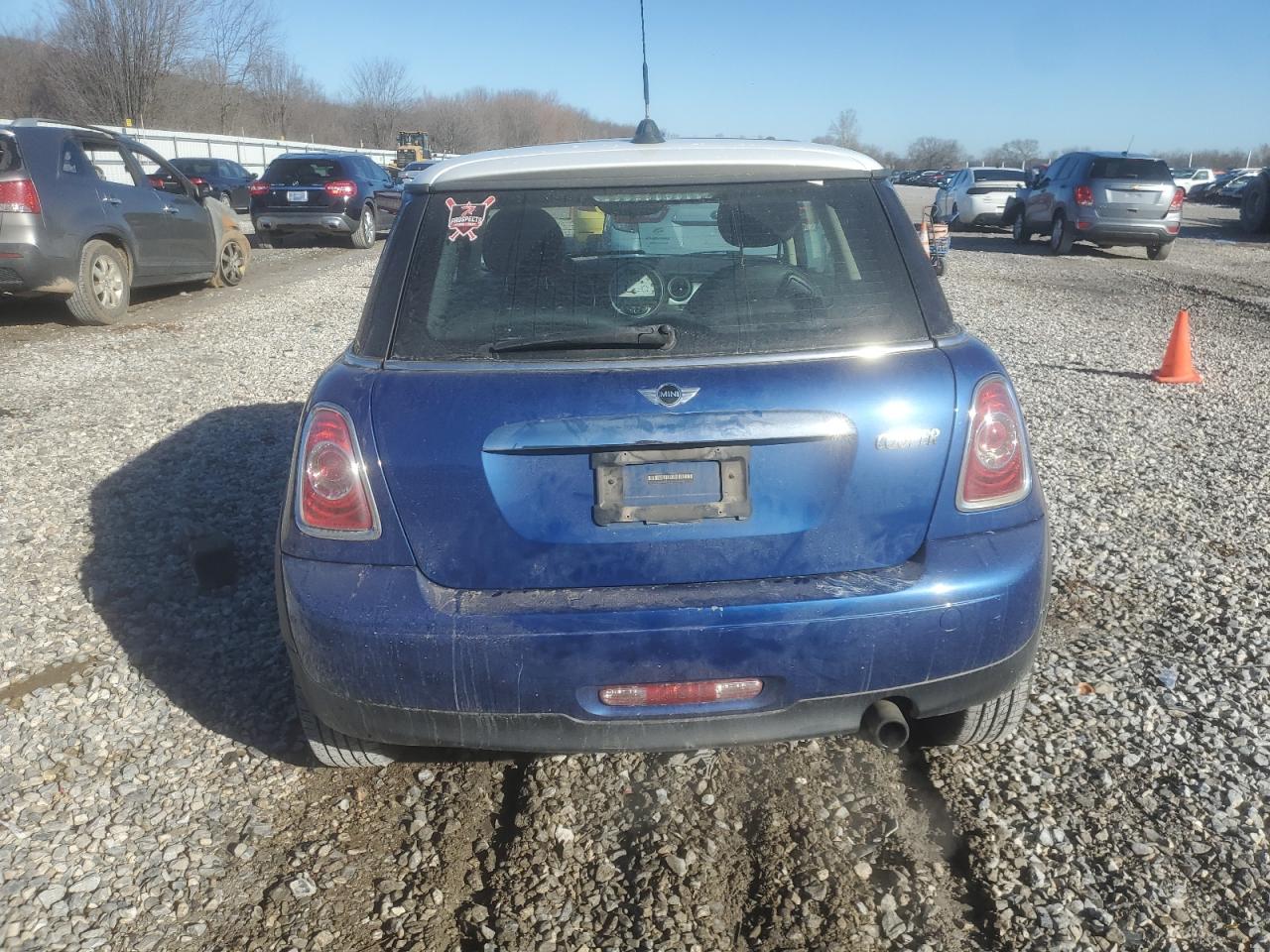 2013 Mini Cooper VIN: WMWSU3C53DT682153 Lot: 42428784