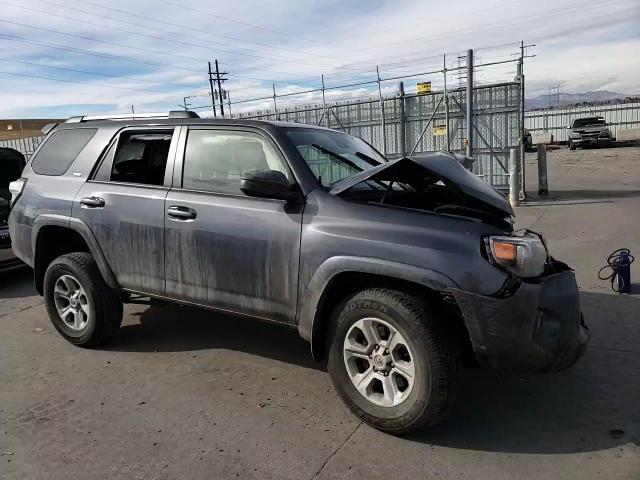 2022 Toyota 4Runner Sr5/Sr5 Premium VIN: JTEMU5JR1N6072292 Lot: 41310734