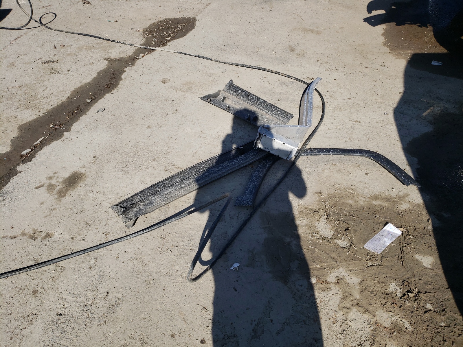 JTMRJREV0HD068512 2017 Toyota Rav4 Hv Le