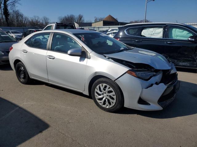  TOYOTA COROLLA 2019 Серебристый