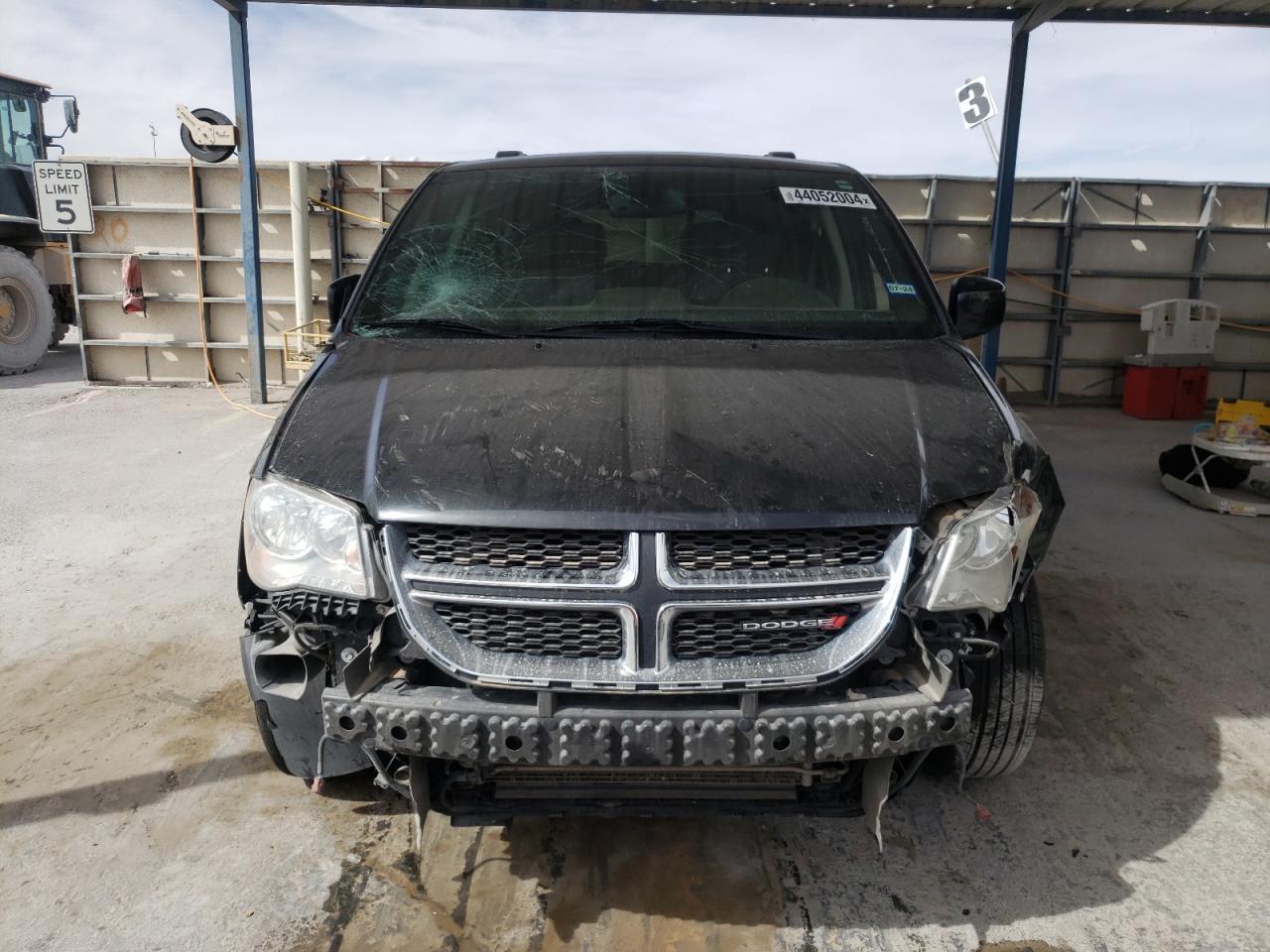 2C4RDGCG2KR601027 2019 Dodge Grand Caravan Sxt